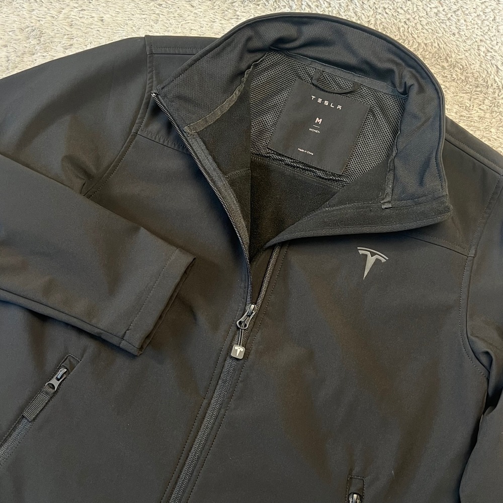 Tesla Womens Softshell Jacket Black Full Zip Logo‎ M Minimalist Tech Peformance